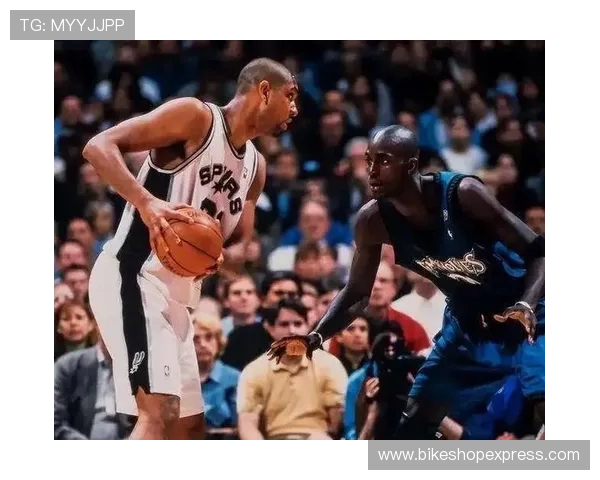 加内特挡拆创造错位机会，带动球队内线防守效率提升