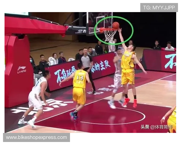 球卡篮筐规则如何判定比赛如何处理？